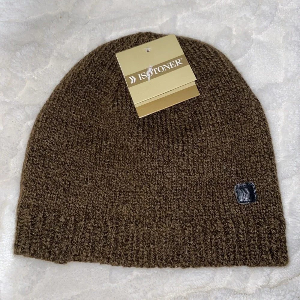 Isotoner Brown Chocolate Beanie‎ Women's  Acrylic/wool Blend